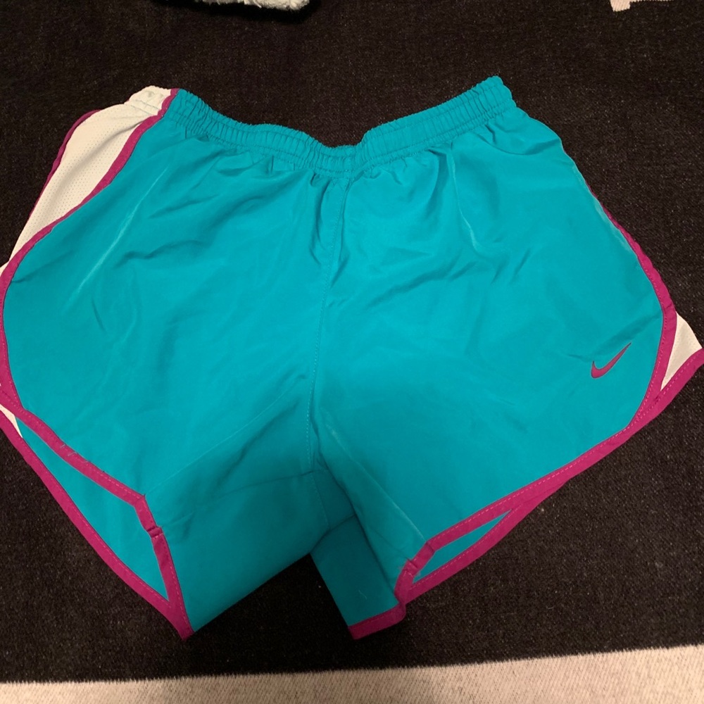 GIRLS Nike Shorts